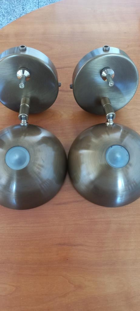 2 bronskleurige lampje voor tegen de muur., Enlèvement ou Envoi, Comme neuf