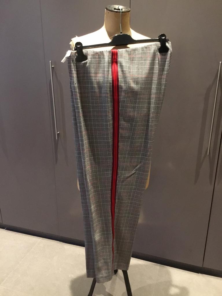 Mooie geruite broek van VERPASS, maat 48, Kleding | Dames, Ophalen of Verzenden, Zo goed als nieuw, Zwart, Broek of Spijkerbroek
