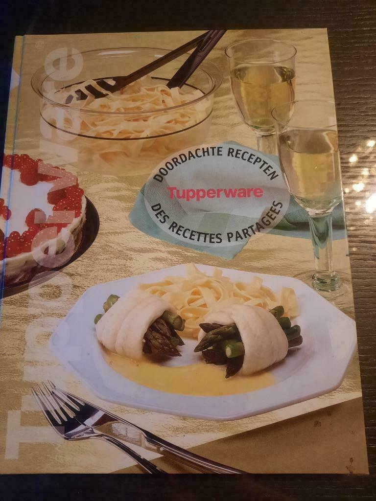 Des Recettes partagées - Tupperware, Enlèvement ou Envoi, Neuf
