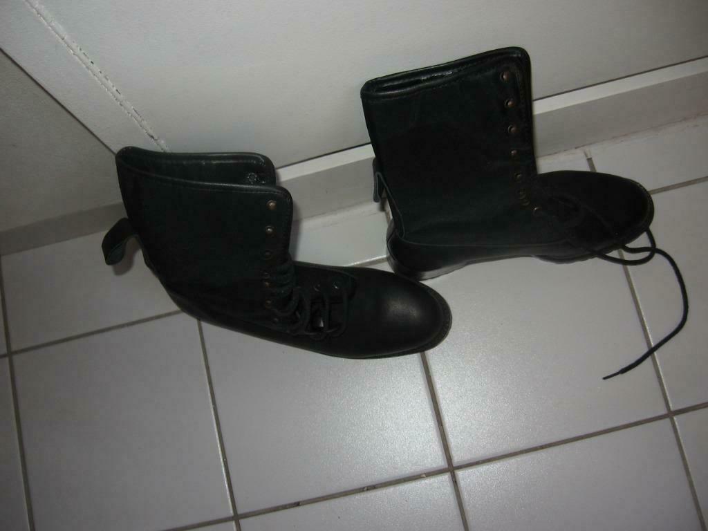 Bottines  Vintage bi-matière et, lacées. Pour la chaussure, Vêtements | Femmes, Neuf, Enlèvement ou Envoi, Vintage, Boots et Botinnes