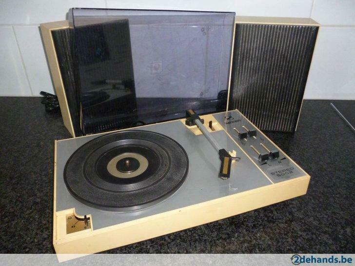 Oude platenspeler SAUNDY Stereo 5002 TRL 33 en 45 T, Ophalen, Gebruikt, Platenspeler