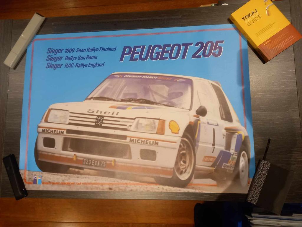 Peugeot 205 Turbo 16 Poster affiche origineel, Ophalen of Verzenden, Zo goed als nieuw, Peugeot