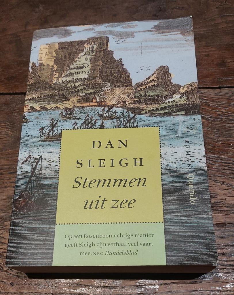 Dan Sleigh  : stemmen uit zee, Enlèvement ou Envoi