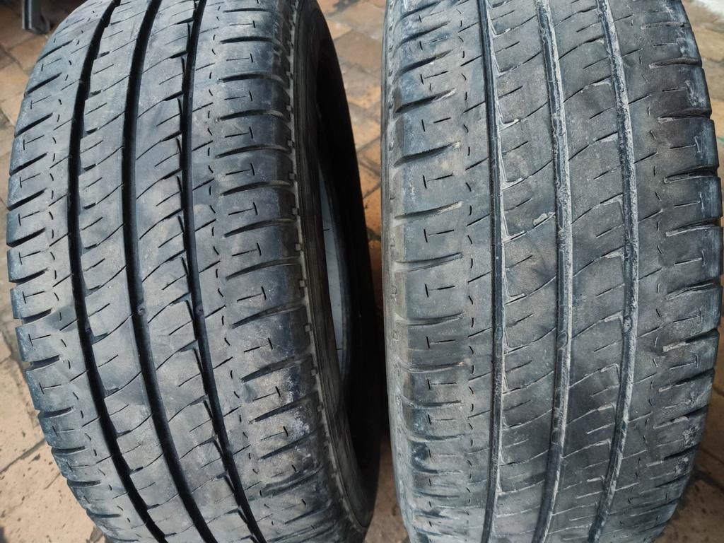 Michelin agilis 235 65 16 2st 7mm profiel, Ophalen, 16 inch, 235 mm, Band(en)