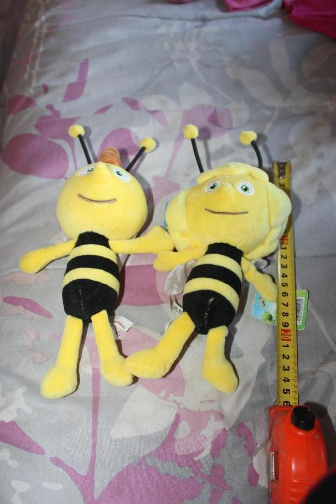 Lot de 2 peluches Maya l'abeille, Enlèvement ou Envoi, Utilisé
