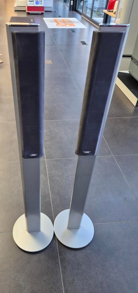 Jvc speaker, Enlèvement, JVC