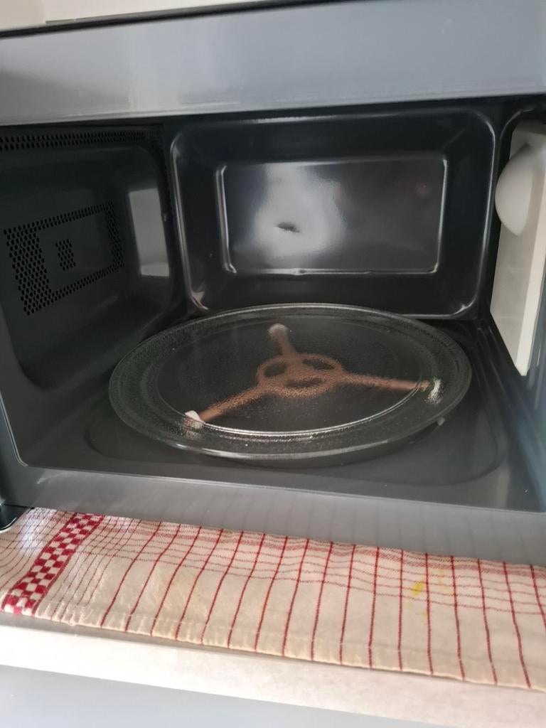 Microgolfoven het merk  inventum, Elektronische apparatuur, Microgolfovens, Ophalen, Microgolfoven, Draaiplateau