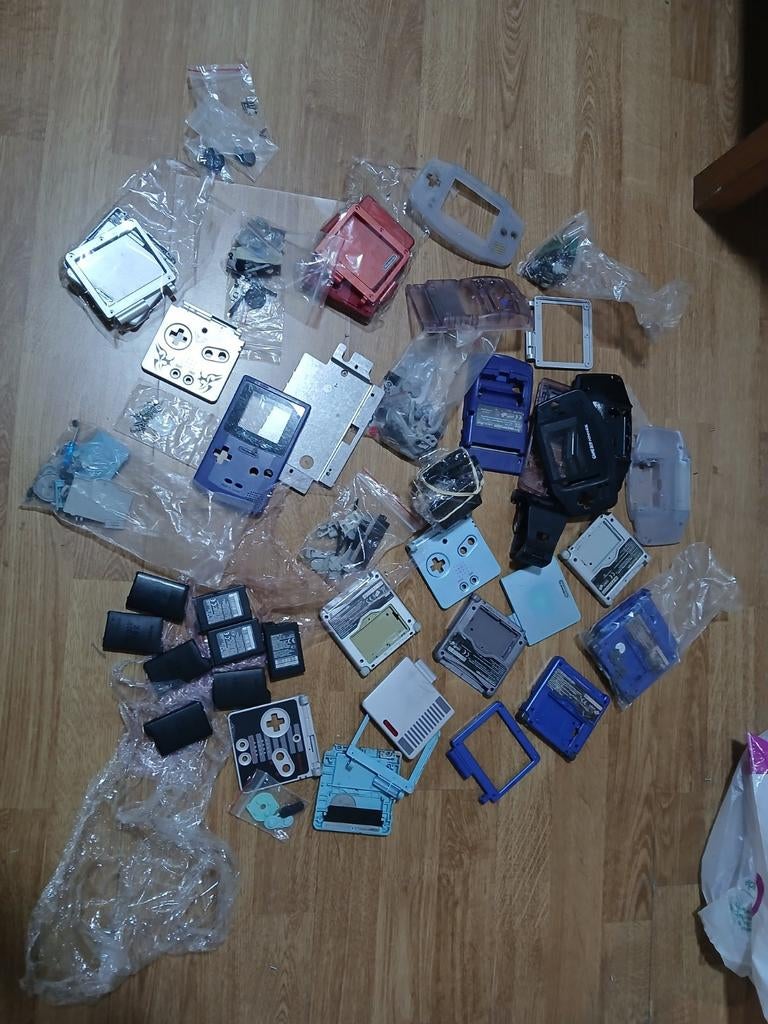 Piece de rechanges....gameboy advance color, Gebruikt