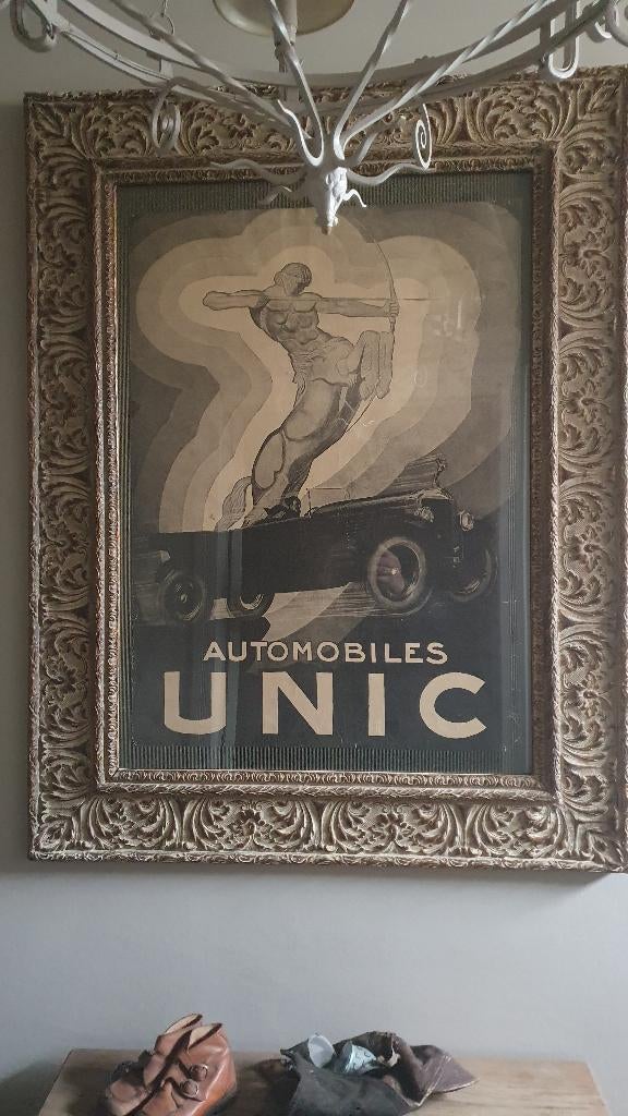 Antieke kader automobiles unic 100 jaar, Enlèvement