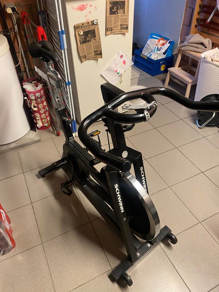 Velo spinning Schwinn spinner, Enlèvement, Comme neuf, Vélo de spinning