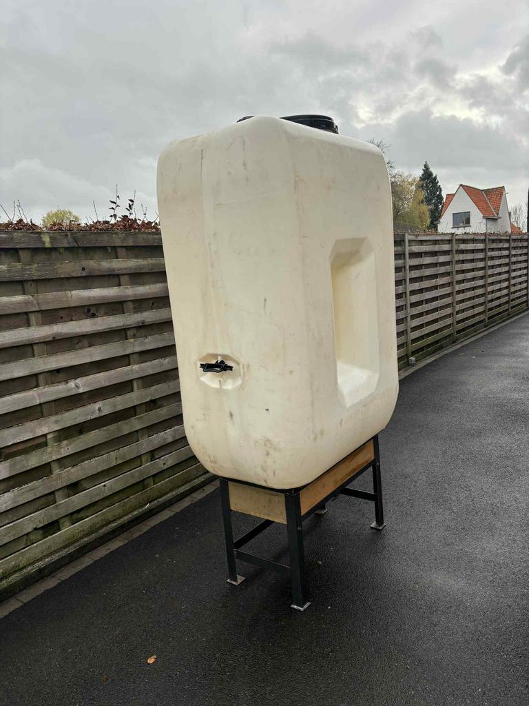 Vooraadvat waterdicht., Enlèvement, Comme neuf