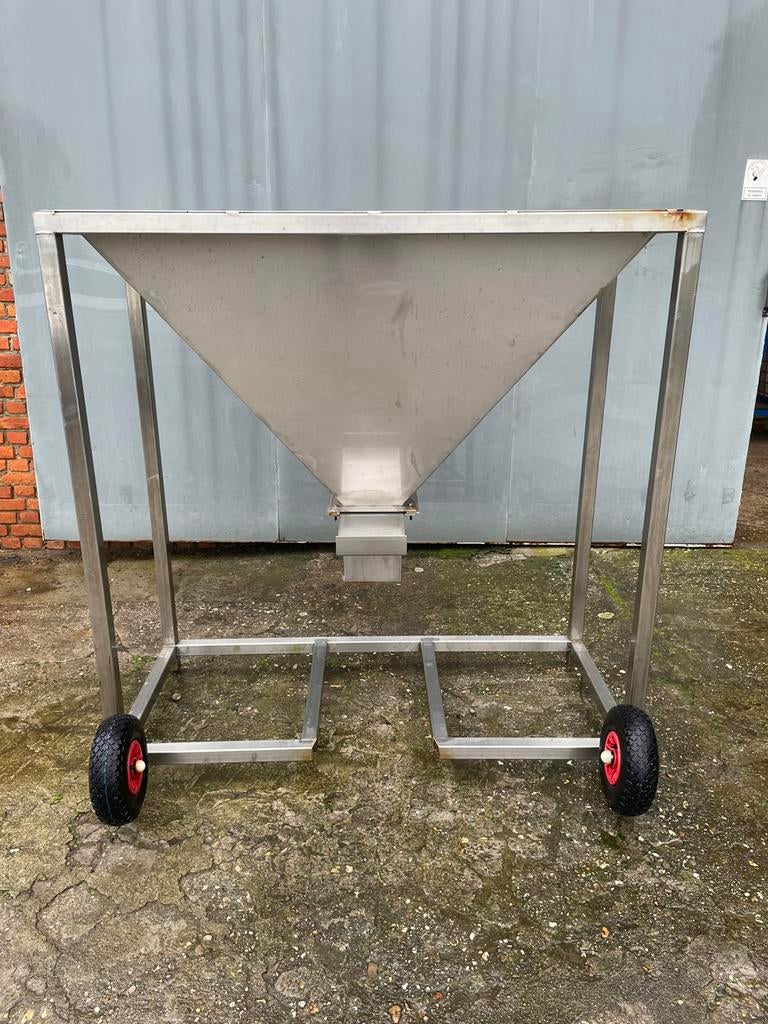 Inox trechter 350 euro!, Doe-het-zelf en Bouw, Ophalen, Zo goed als nieuw
