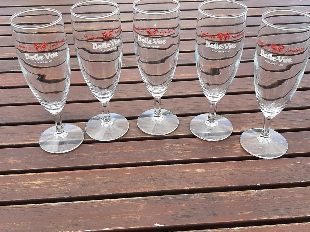5 verres sur pied Belle-vue framboise, Enlèvement ou Envoi, Comme neuf