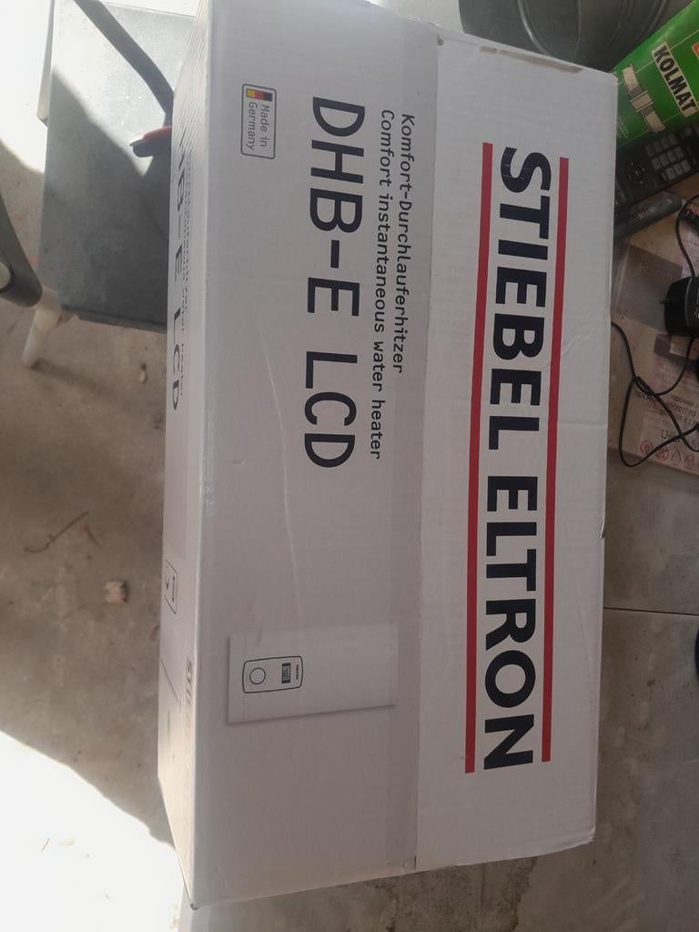 Stiebel Eltron DHB-E LCD-scherm, Ophalen, Minder dan 3 jaar oud, Terugslagbeveiliging (TTB), Nieuw