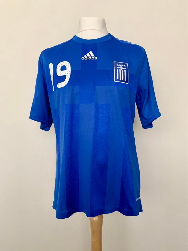 Greece 2008-2009 Home #19 match worn Adidas Hellas shirt, Sports & Fitness, Football, Utilisé, Maillot, Taille L, Enlèvement ou Envoi