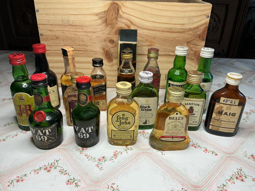Mignonnettes de Whisky, Enlèvement ou Envoi