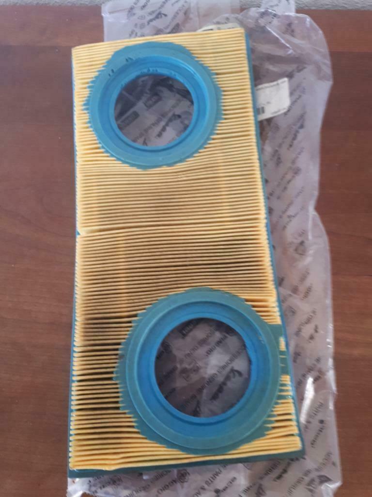 AP851575 Aprilia Shiver /Dorsoduro 750,900 air filter, Motoren, Ophalen of Verzenden, Gebruikt