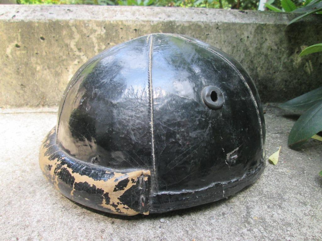 Canadeese tankhelm 1e model met oorbescherming gemarkeerd, Verzamelen, Militaria | Algemeen, Ophalen of Verzenden