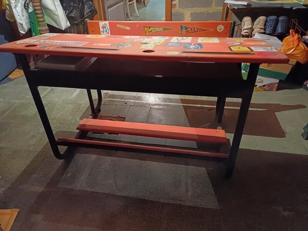 Banc d'école, Enlèvement