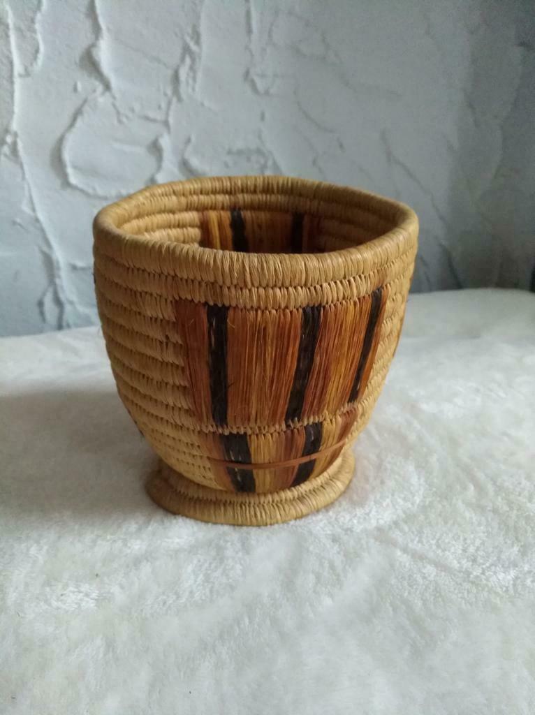 Artisanat africain Panier/corbeille/pot à crayons, ..., Neuf, Enlèvement ou Envoi, Rond, Panier