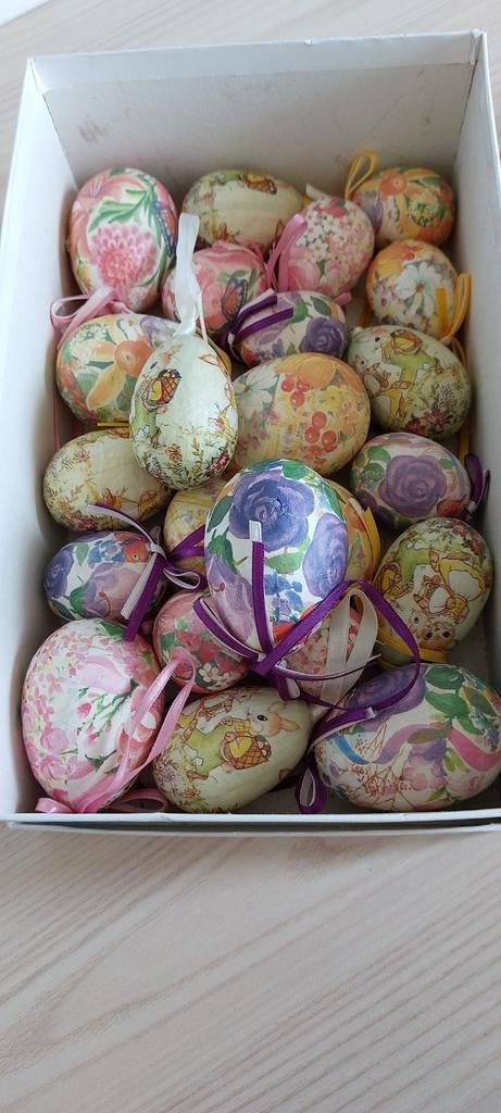 Paaseieren, Diversen, Ophalen