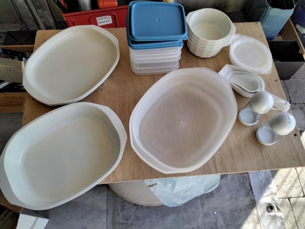16 delig keukenset, Huis en Inrichting, Ophalen, Nieuw