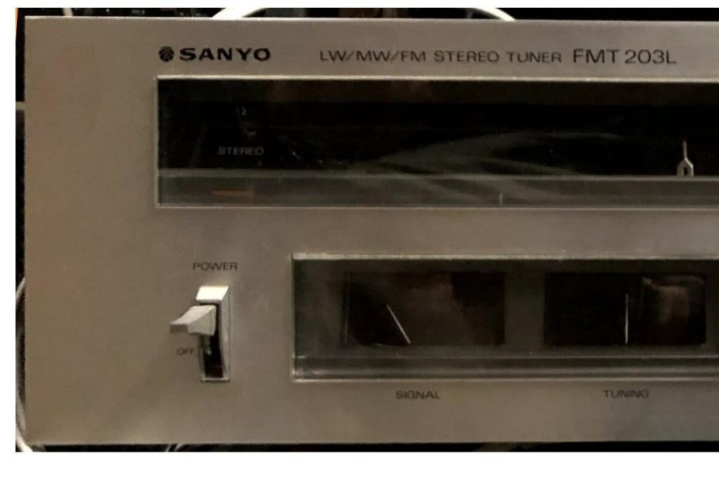 Tuner radio analogique Sanyo FMT 203L, Ophalen, Zo goed als nieuw, Analoog