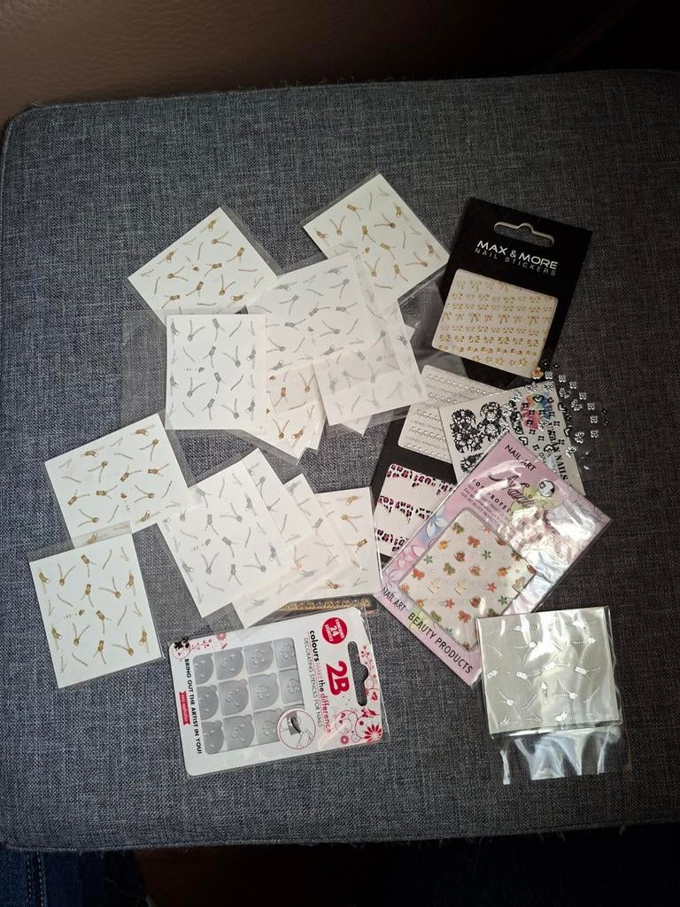 Set de nail art, Bijoux, Sacs & Beauté, Beauté | Cosmétiques & Maquillage, Comme neuf, Accessoires, Mains et Ongles, Enlèvement
