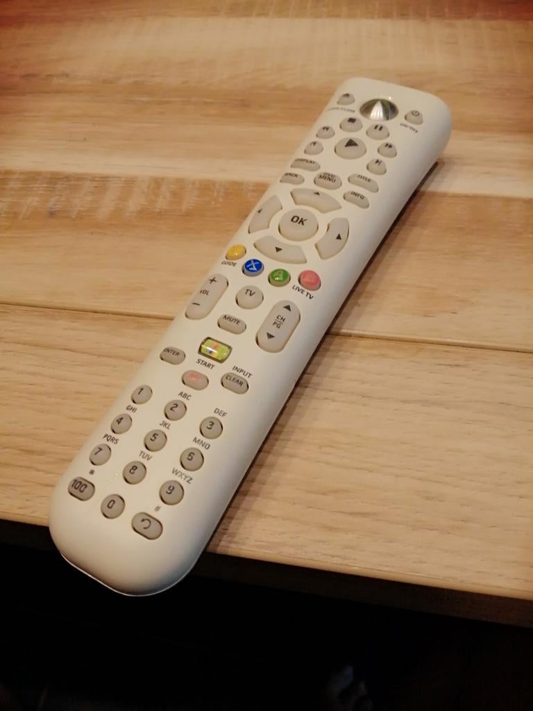 Xbox 360 remote, Games en Spelcomputers, Spelcomputers | Xbox | Accessoires, Overige typen, Ophalen of Verzenden, Zo goed als nieuw