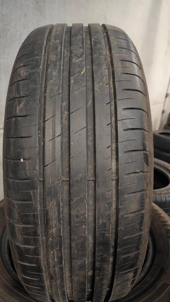 215/55r17 Goodyear 40€ per stuk met montage, Ophalen of Verzenden
