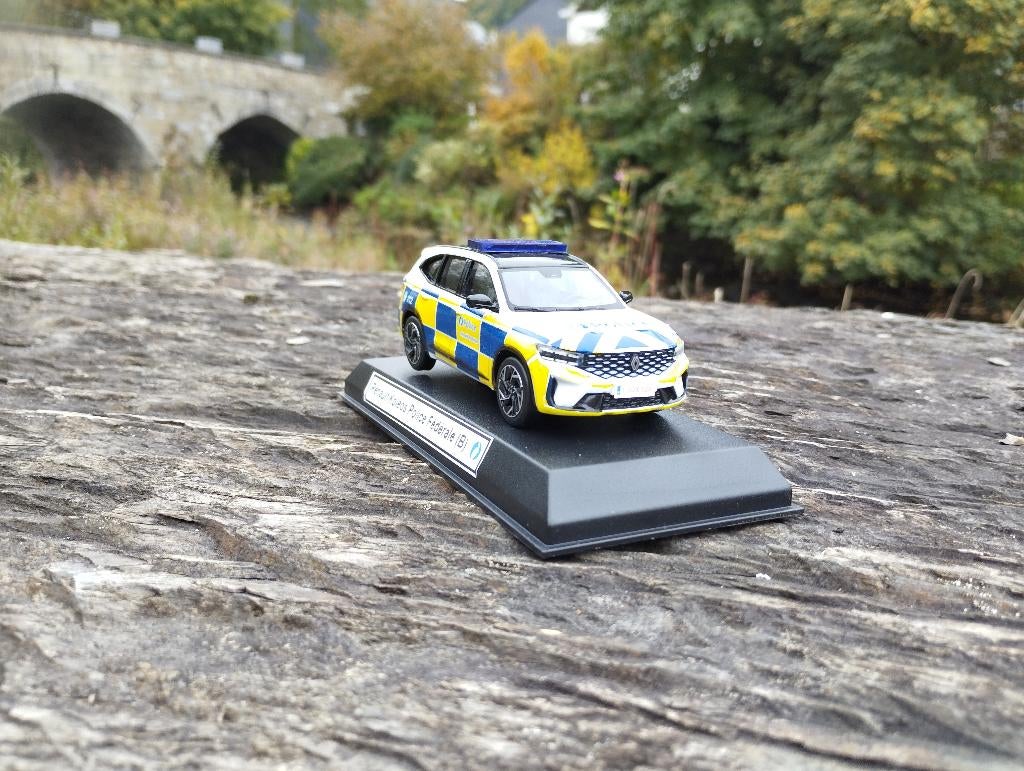 Lot 2 véhicules Police fédérale New Battenburg, Hobby en Vrije tijd, Modelauto's | 1:43, Nieuw, Auto, Solido, Ophalen of Verzenden