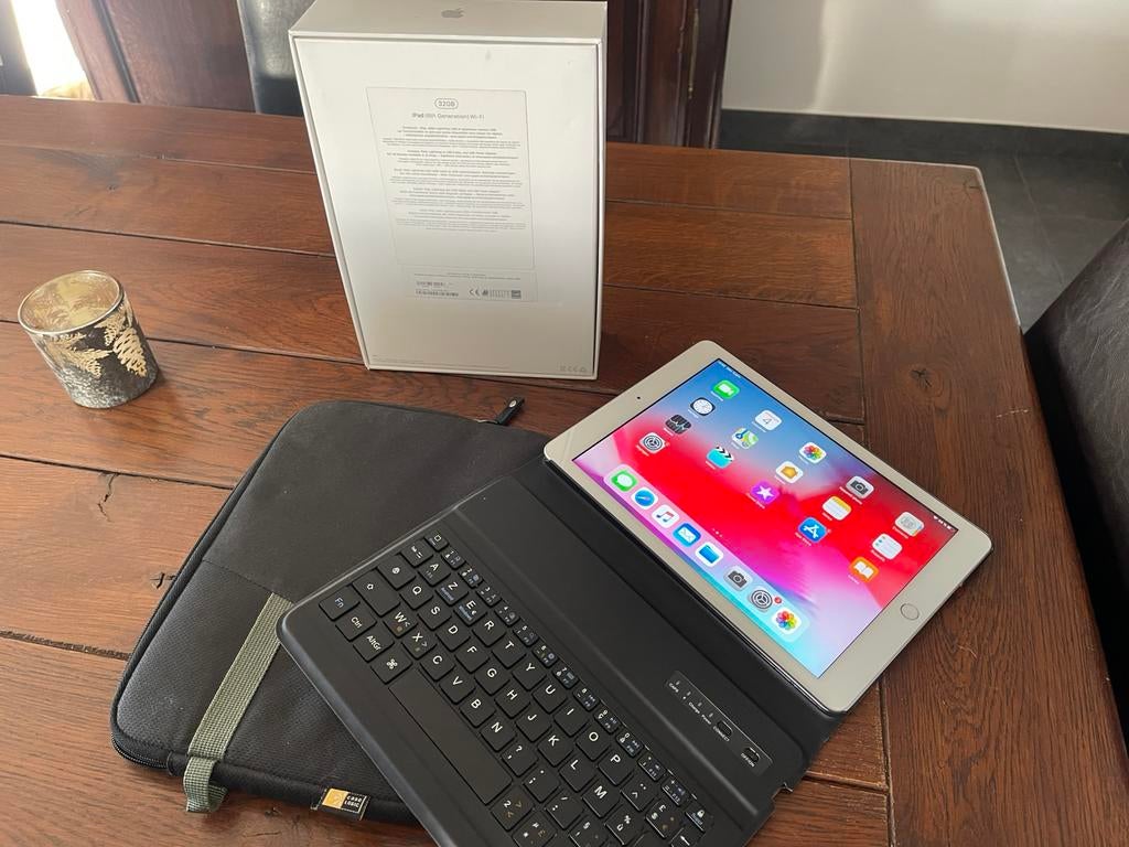 I PAD 32 GB generatie 6, Ophalen, Zo goed als nieuw