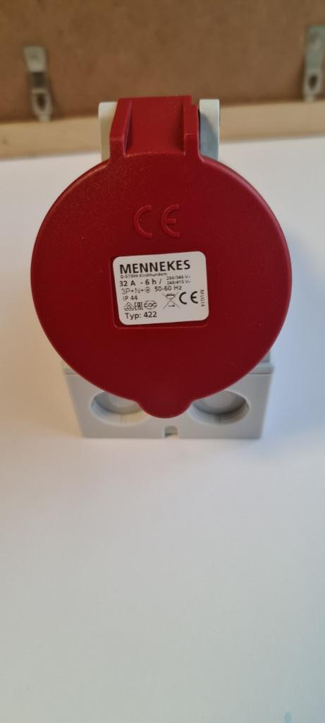 MENNEKES 32A/6h en 16A/6h, Ophalen of Verzenden, Nieuw, Stopcontact