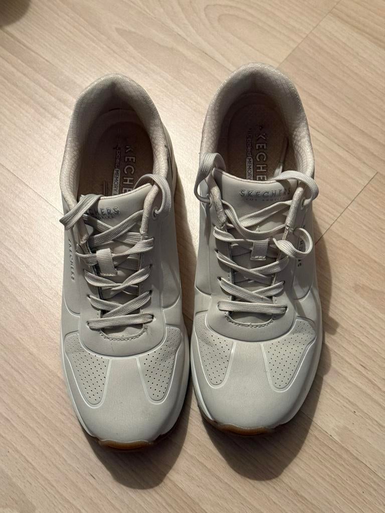 Skechers maat 38, Sport en Fitness, Tennis, Ophalen, Zo goed als nieuw, Schoenen, Overige merken