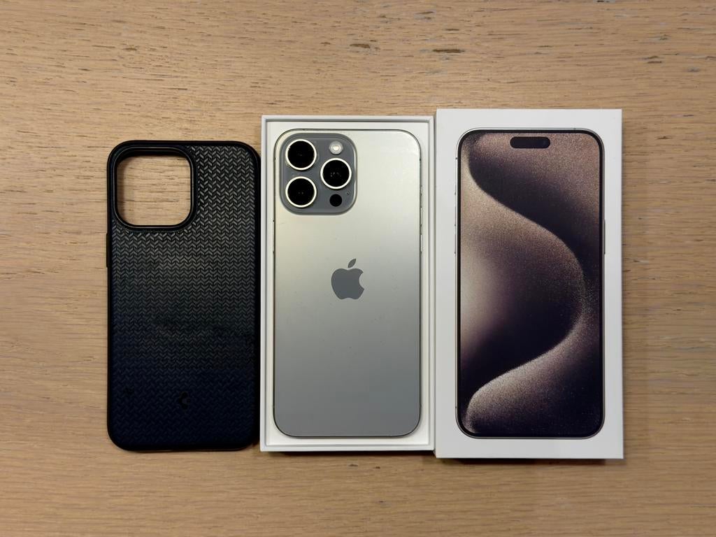 IPhone 15 Pro Max - 256GB, Télécoms, Téléphonie mobile | Apple iPhone, 256 GB, IPhone 15, Enlèvement ou Envoi, 88 %