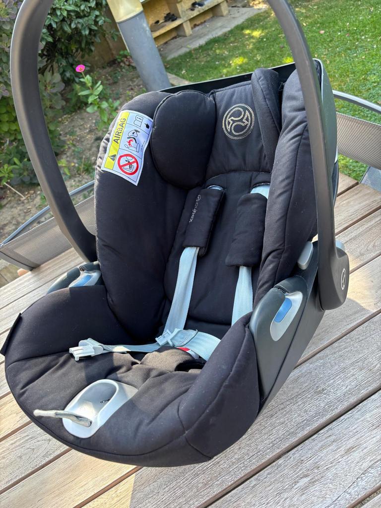 Siège auto Cybex Cloud Zi - SIZE + réduction NN, Enfants & Bébés, Sièges auto, Enlèvement, Utilisé