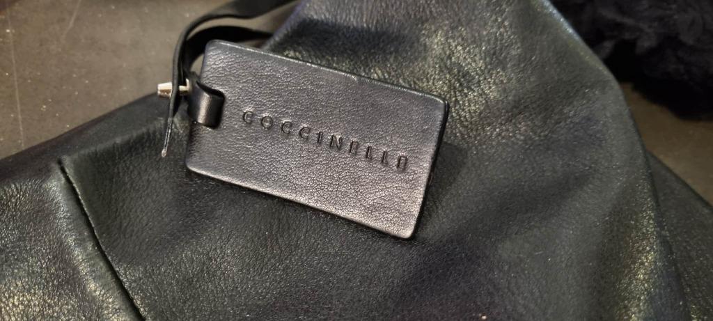 Zeer mooie Ladybug  tas in zwart leer, Handtassen en Accessoires, Tassen | Schoudertassen, Zo goed als nieuw, Overige merken, Zwart