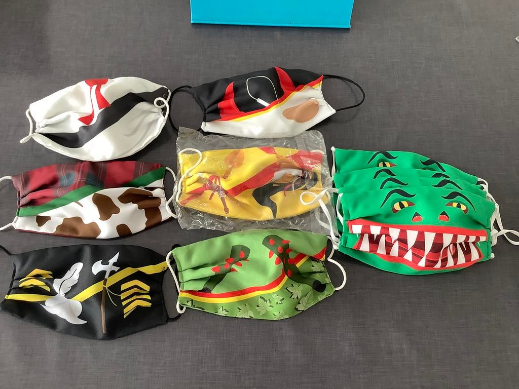 Masques ducasse de Mons, Enlèvement ou Envoi, Comme neuf, Accessoires