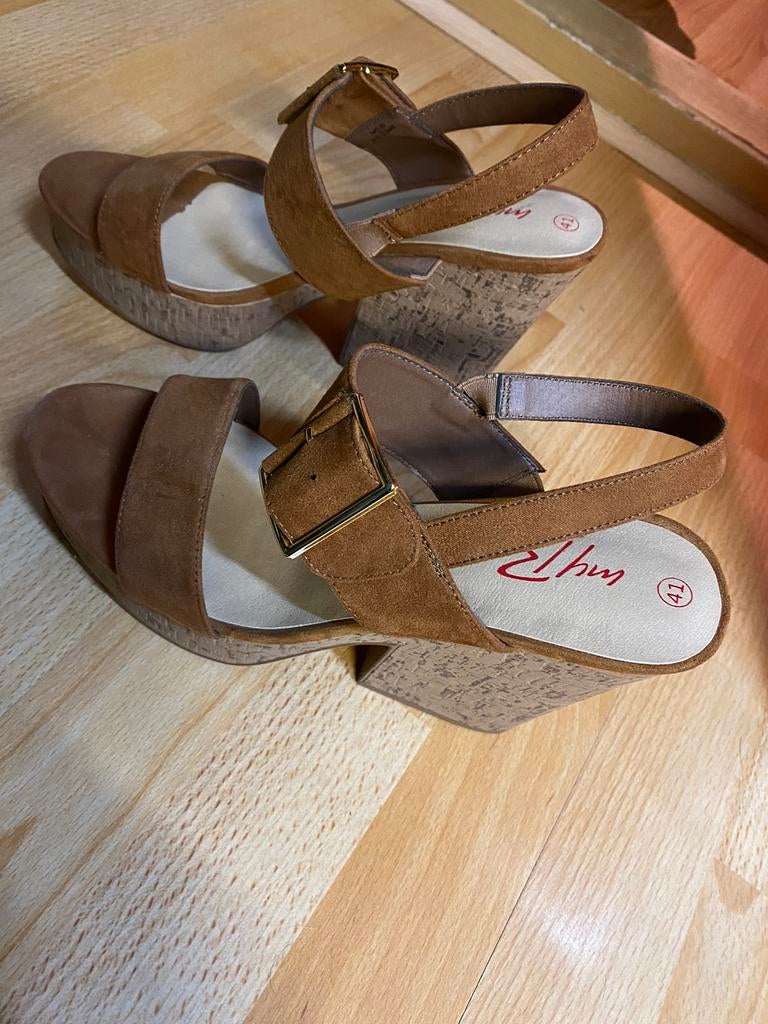 Sandales cuir liège neuves marron 41, Neuf, Brun, Chaussures à haut talons