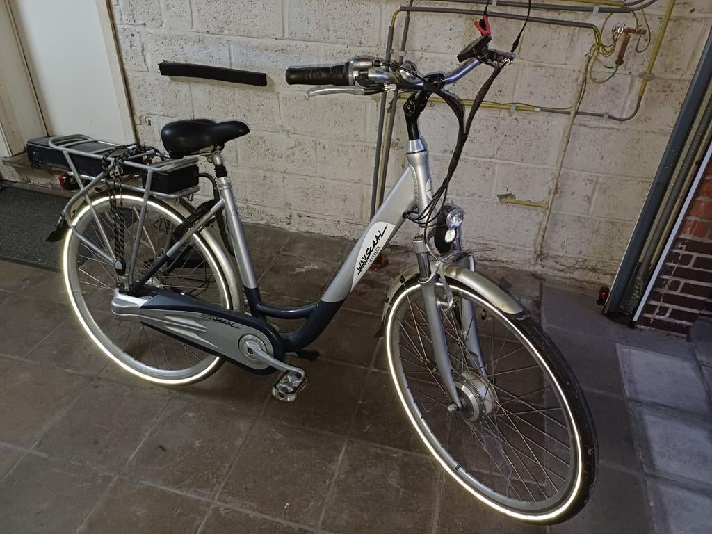 Vélo électrique wayscral city treck batterie à changer, Enlèvement, Comme neuf