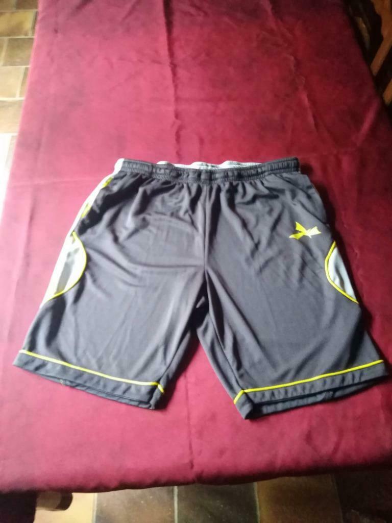 Short gris foncé taille XL neuf jamais porté, Vêtements | Hommes, Vêtements Homme Autre, Enlèvement ou Envoi, Neuf, Autre