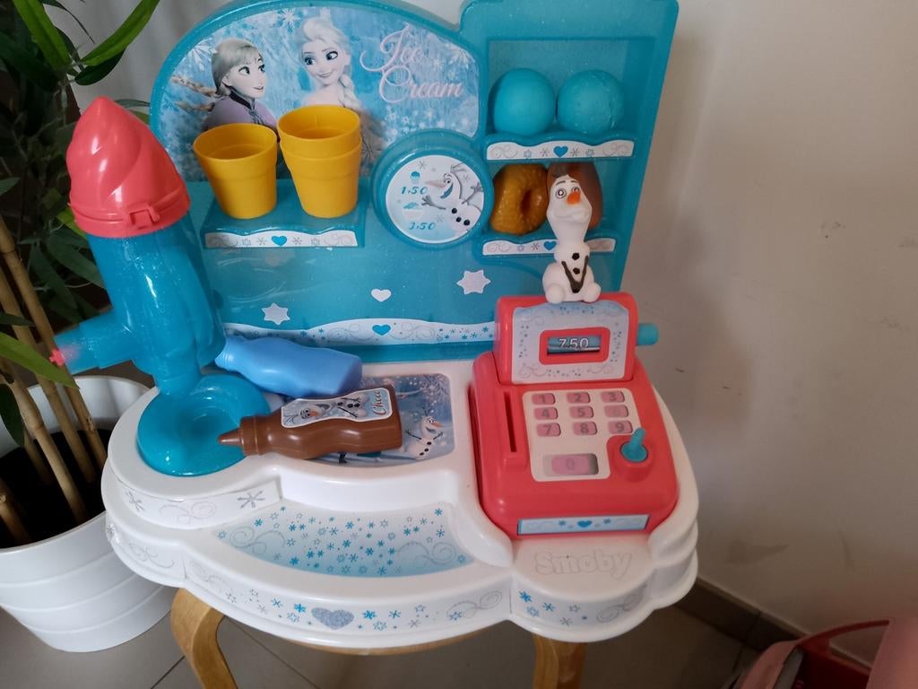 Ijssalon frozen met olaf, Enlèvement ou Envoi, Comme neuf