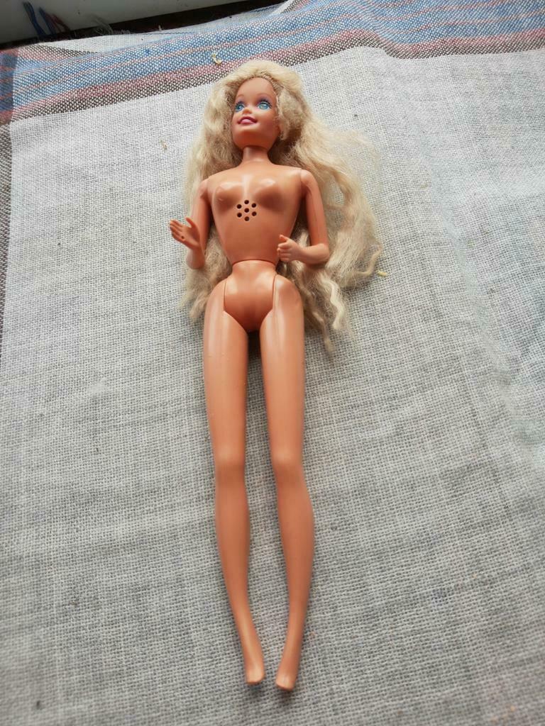 Barbie qui peut parler, Enlèvement ou Envoi, Comme neuf