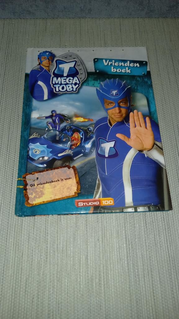Mega Toby Vriendenboek, Ophalen of Verzenden, Zo goed als nieuw, Tv, Gebruiksvoorwerp