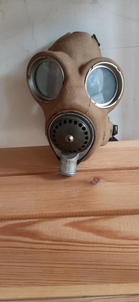 Gasmasker uit 1939, Ophalen of Verzenden