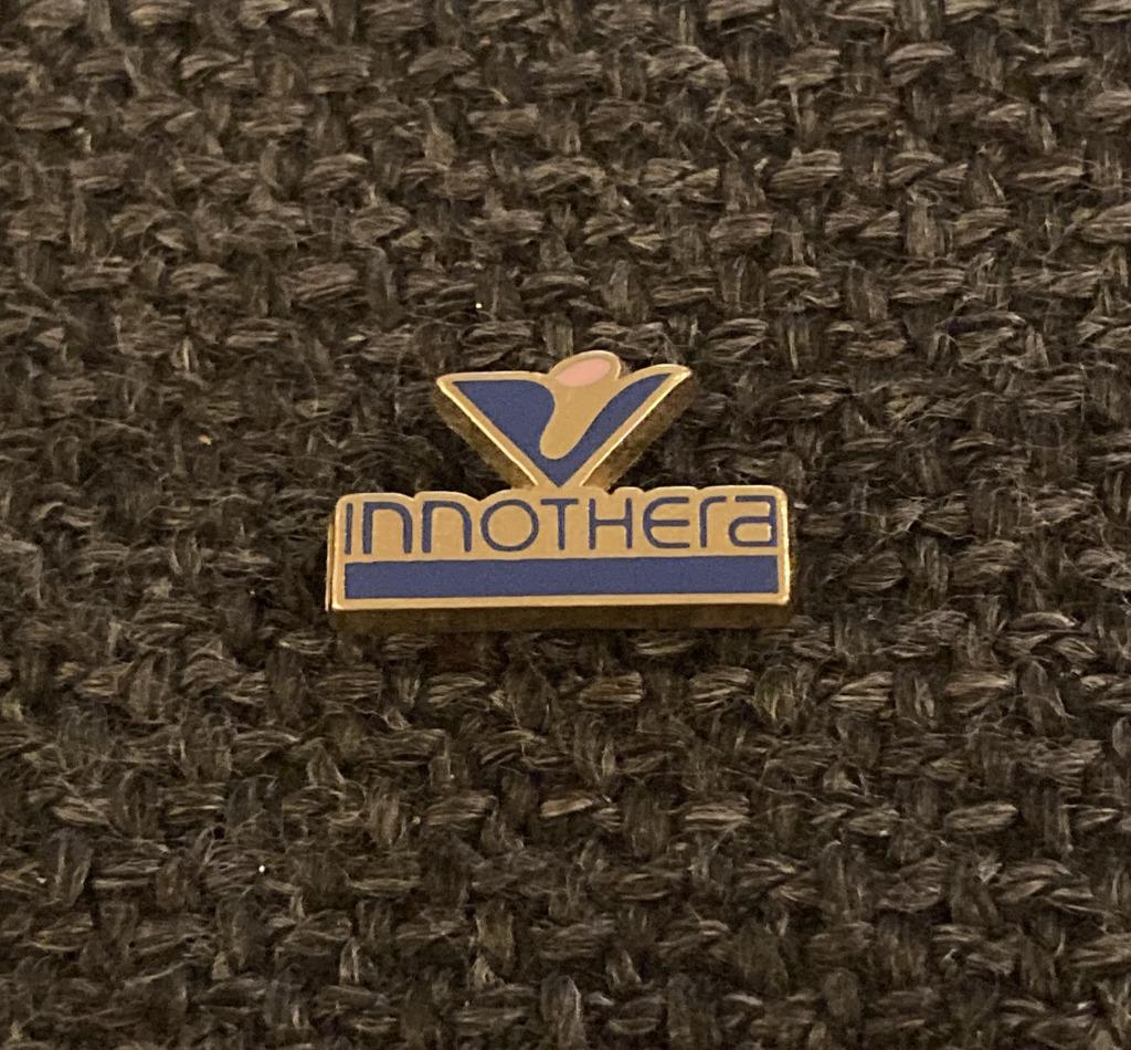 PIN - INNOTHERA - PHARMA - PHARMACIE - PHARMACY, Envoi, Utilisé, Autres sujets/thèmes, Insigne ou Pin's