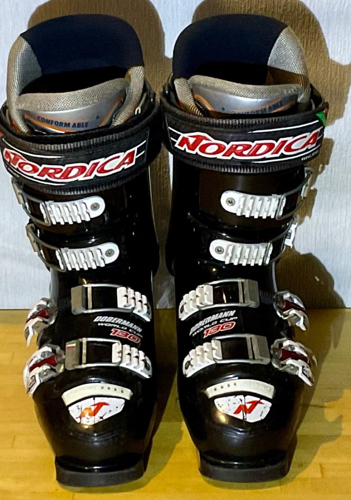 Skischoenen Nordica Dobberman maat 39 (mondo 25) flex 130, Ophalen, Nieuw, Schoenen, Nordica