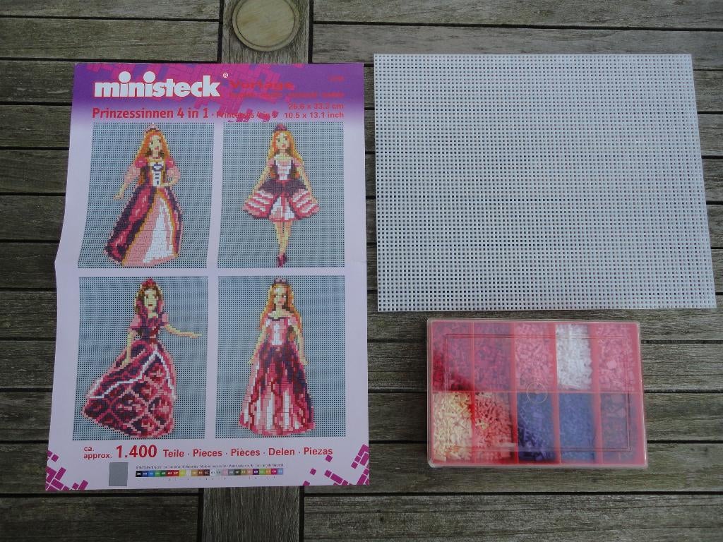 Ministeck Prinsessen 4-in-1 (1400-delig), Kinderen en Baby's, Ophalen of Verzenden, Gebruikt, Puzzelen