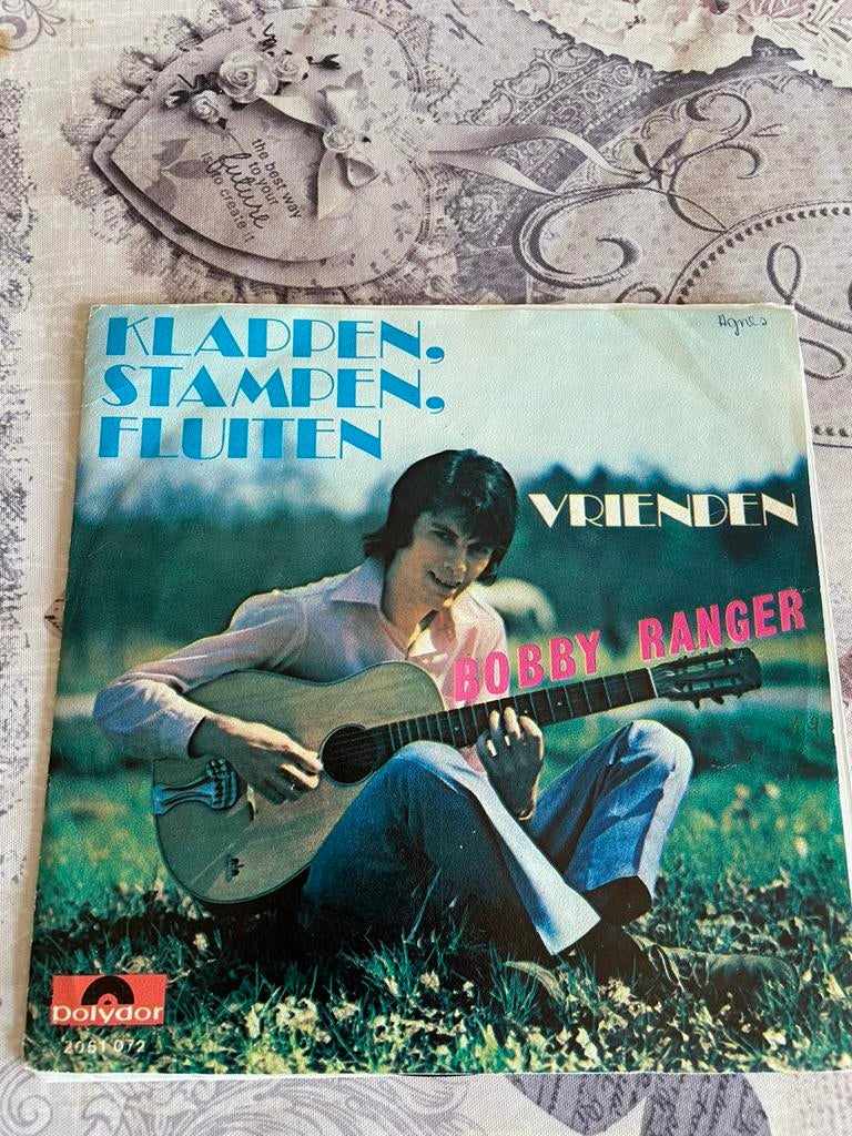 Bobby ranger - klappen , stampen ,fluiten/ vrienden, Ophalen of Verzenden