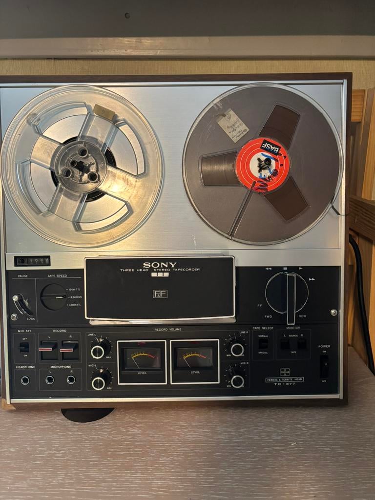 Bandrecorder, Enlèvement, Magnétophone